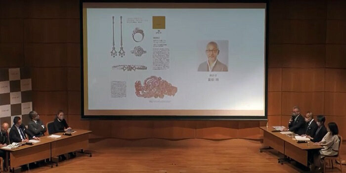 2-選評の様子.jpg