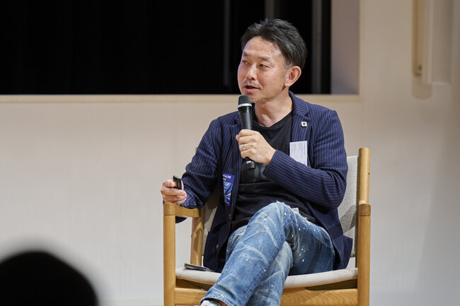 塚元健二郎氏