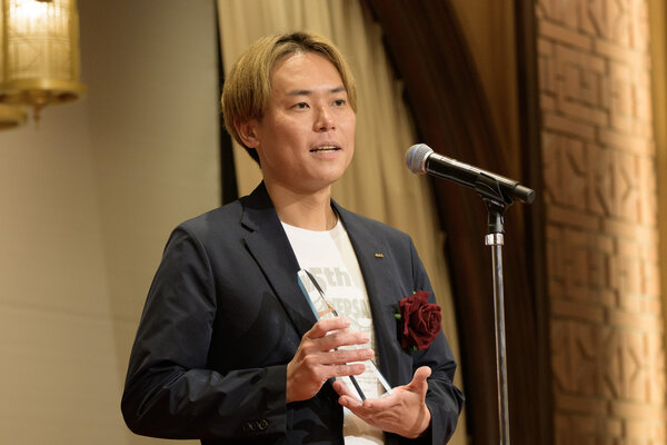 講談社メディアアワード2024, メディアカンファンレンス, 贈賞式, アシックスジャパン, 渡部暢介氏