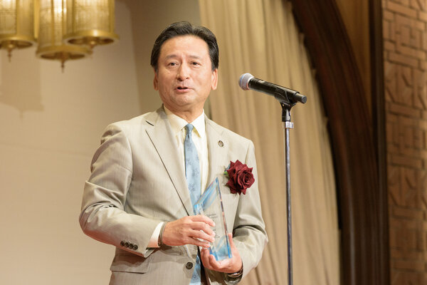 講談社メディアアワード2024, メディアカンファンレンス, 贈賞式, 佐賀県, 山口祥義知事