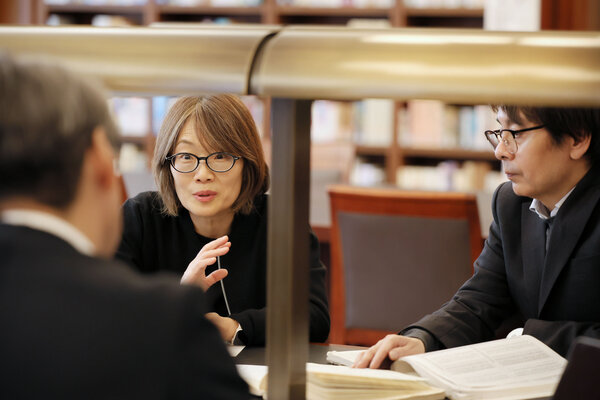 ライター・編集者岡本純子さんと心理占星術研究家・翻訳家鏡リュウジさん