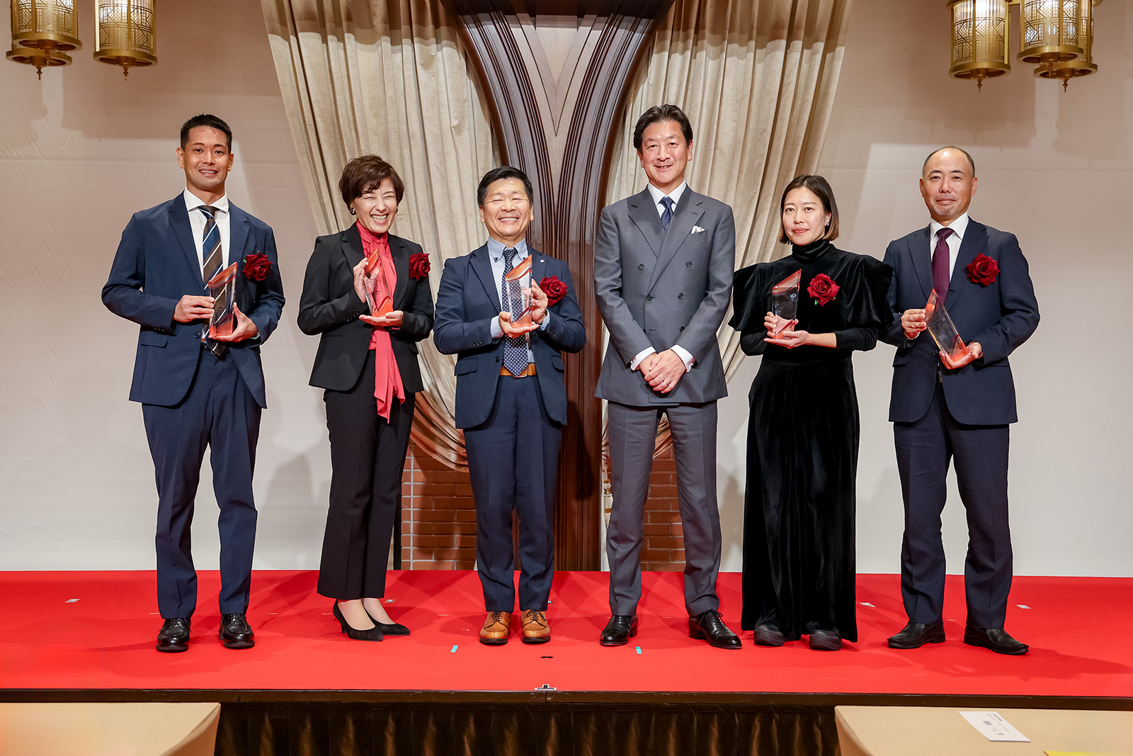 講談社 代表取締役社長 野間省伸