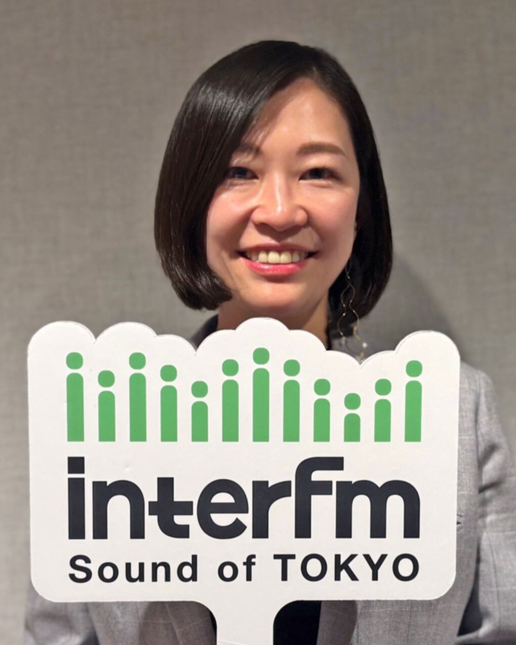 J LIVE RADIO」メディアコラボレーションwithインターエフエム “分散型キャリア”を積み重ねていく。サニーサイドアップ代表取締役リュウ  シーチャウさんのキャリアチェンジに学ぶ決断軸｜インターエフエム「J LIVE RADIO」12月17日放送 | 講談社Cステーション