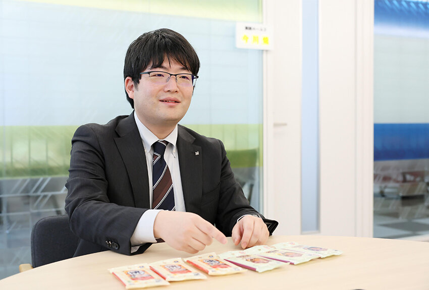 焼おにぎりが「除菌ウエットティッシュ」にアップサイクル！　フードロス・ゼロを目指して"ハミダス"、ニチレイの新たな挑戦