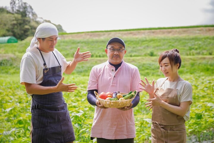 地方の人々イメージ写真