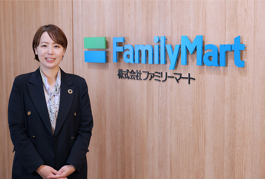 国内1万6000店舗以上の拠点網を生かした、ファミリーマートのチャレンジ！ 店舗と地域をつなぎ、フードロス削減を目指す「ファミマフードドライブ」　企業のSDGs取り組み事例 vol.88